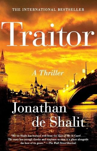 Cover image for Traitor: A Thriller