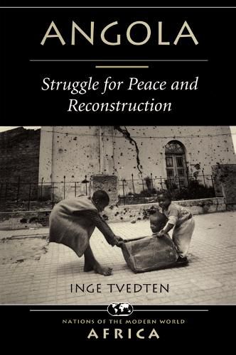 Cover image for Angola: Struggle For Peace And Reconstruction