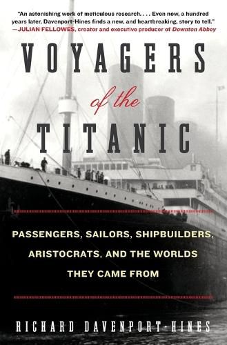 Cover image for Voyagers of the Titanic