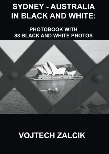 Cover image for Sydney - Australia in Black and White