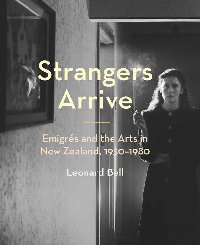 Cover image for Strangers Arrive