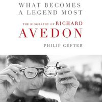 Cover image for What Becomes a Legend Most: A Biography of Richard Avedon
