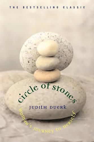 Cover image for Circle of Stones: Woman's Journey To Herself