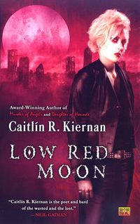 Cover image for Low Red Moon