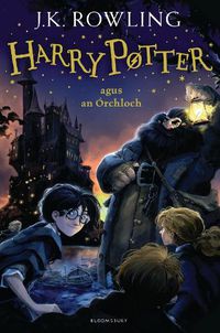Cover image for Harry Potter and the Philosopher's Stone (Irish)