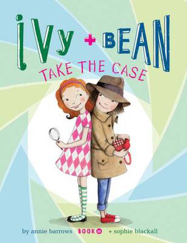 Cover image for Ivy and Bean Take the Case