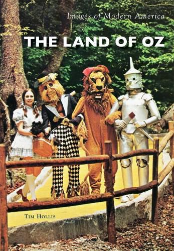 Cover image for The Land of Oz