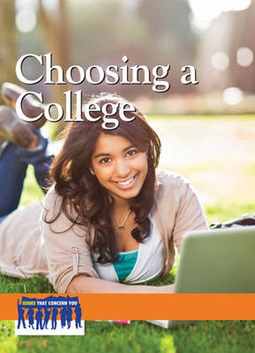 Cover image for Choosing a College