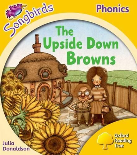 Cover image for Oxford Reading Tree Songbirds Phonics: Level 5: The Upside-down Browns