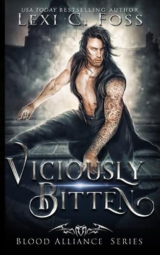 Cover image for Viciously Bitten
