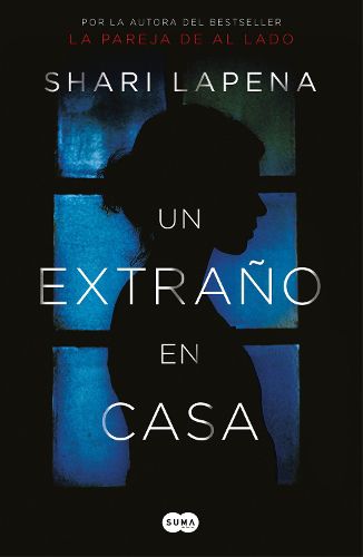 Cover image for Un extrano en casa / A Stranger in the House