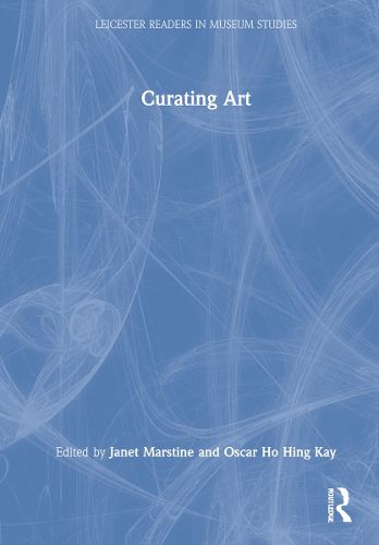 Cover image for Curating Art