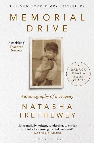 Cover image for Memorial Drive: A Daughter's Memoir