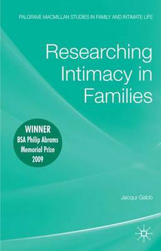 Cover image for Researching Intimacy in Families