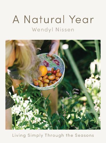 Cover image for A Natural Year: Living Simply Through the Seasons