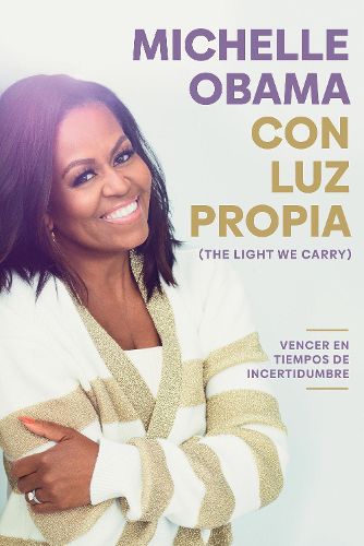 Cover image for Con luz propia / The Light We Carry