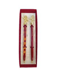 Cover image for Harry Potter: Gryffindor Pen and Pencil Set