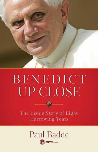 Cover image for Benedict Up Close