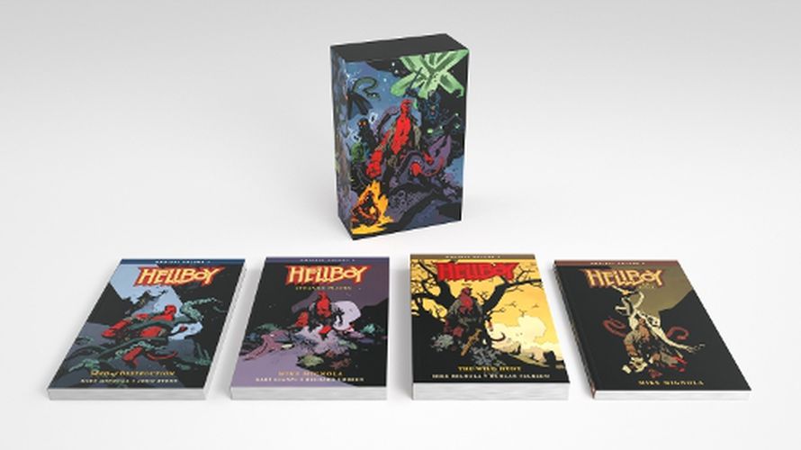 Cover image for Hellboy Omnibus Boxed Set