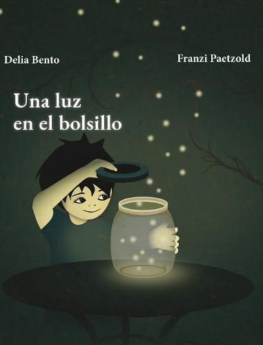 Cover image for Una luz en el bolsillo (Cuentos de valores): ?Como es la lluvia, buena o mala?