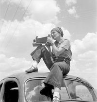 Cover image for Dorothea Lange: Politics of Seeing