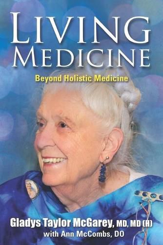 Cover image for Living Medicine