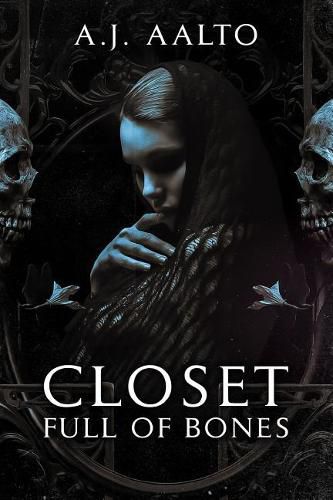 Cover image for Closet Full Of Bones