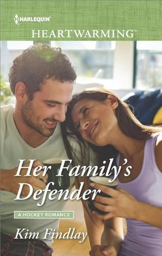 Cover image for Her Family's Defender
