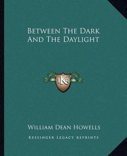 Cover image for Between the Dark and the Daylight
