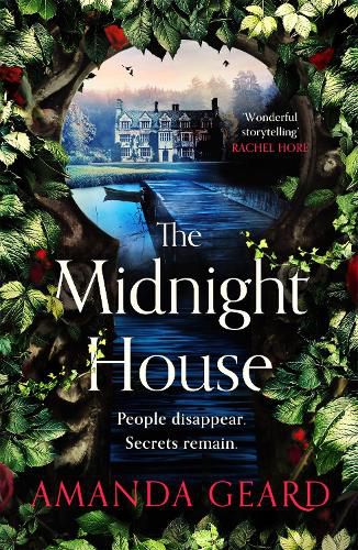 Cover image for The Midnight House: A spellbinding and gripping mystery of a beautiful house in Ireland and a heartwrenching family secret