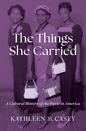 Cover image for The Things She Carried