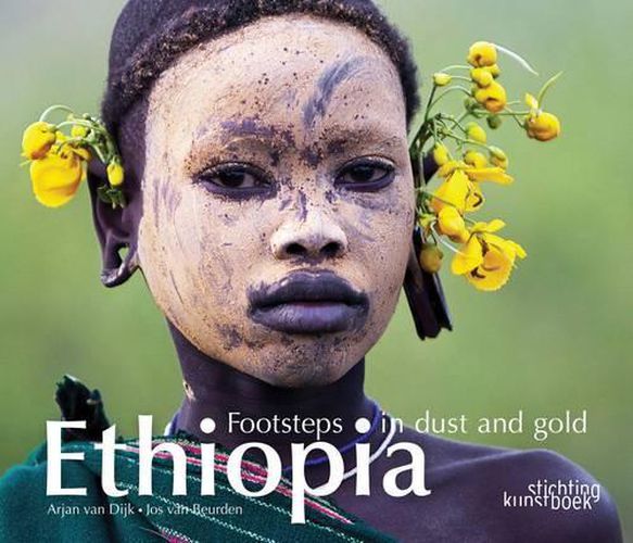 Cover image for Ethiopia: Footsteps in Dust and Gold