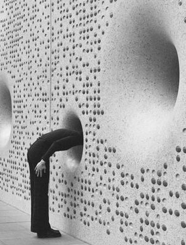 Cover image for Bodybuilding - Flâneuring the Strangely Familiar