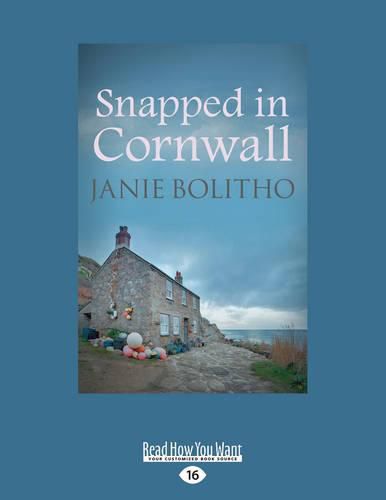 Cover image for Snapped in Cornwall