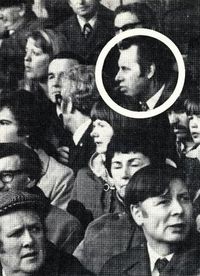 Cover image for Face In The Crowd