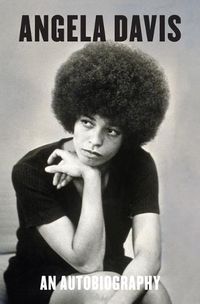 Cover image for Angela Davis: An Autobiography