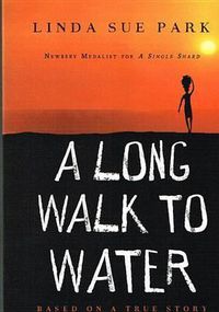 Cover image for A Long Walk to Water: Based on a True Story