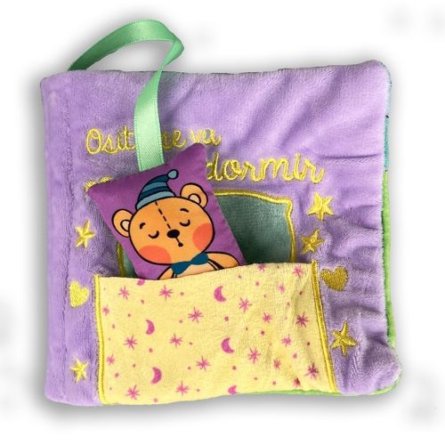Cover image for El osito se va a dormir / Little Bear Goes to Sleep (Spanish Edition)