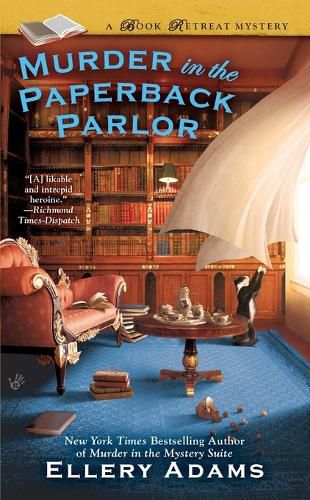 Cover image for Murder in the Paperback Parlor