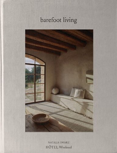 Cover image for Barefoot Living