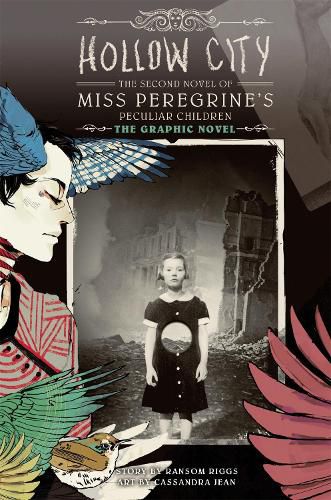 Cover image for Hollow City: The Graphic Novel: The Second Novel of Miss Peregrine's Peculiar Children