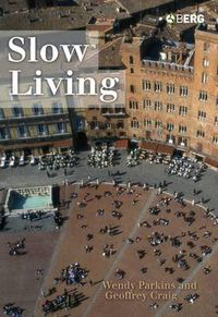 Cover image for Slow Living