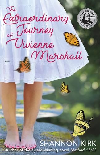 Cover image for The Extraordinary Journey of Vivienne Marshall