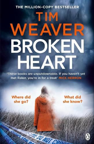 Cover image for Broken Heart: How can someone just disappear? . . . Find out in this TWISTY THRILLER