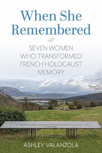 Cover image for When She Remembered