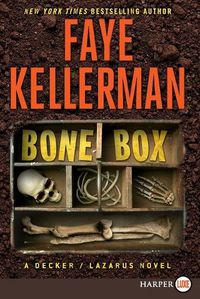 Cover image for Bone Box [Large Print]