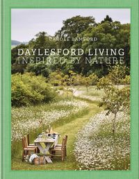 Cover image for Daylesford Living: Inspired by Nature