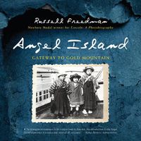 Cover image for Angel Island: Gateway to Gold Mountain
