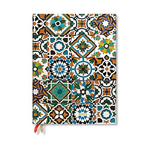 Porto (Portuguese Tiles) Ultra 18-month Vertical Hardback Dayplanner 2025 (Elastic Band Closure)