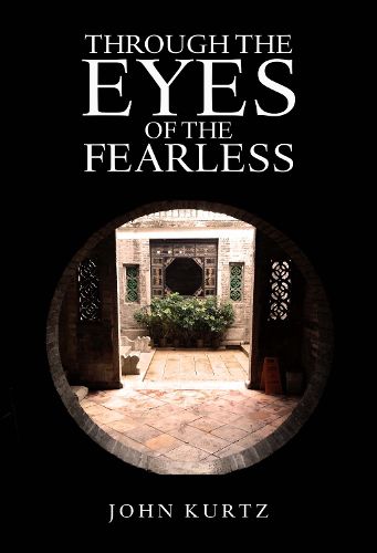 Cover image for Through the Eyes of the Fearless